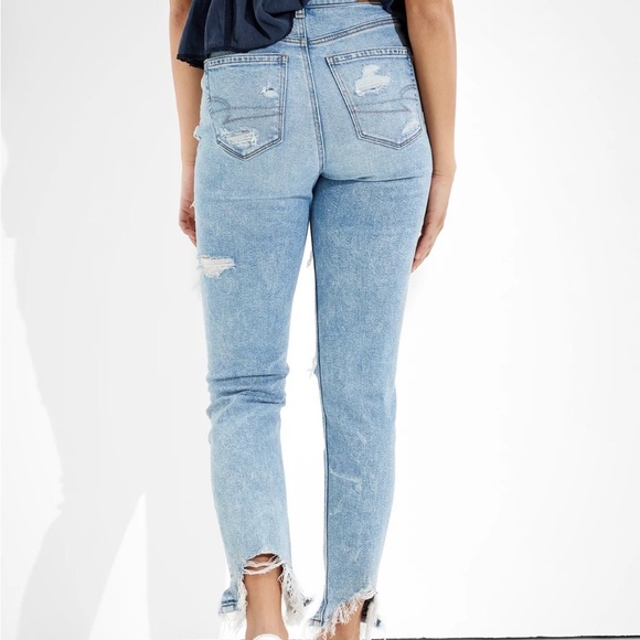 American Eagle Distressed Mom Jeans 16 short - Picture 3 of 8